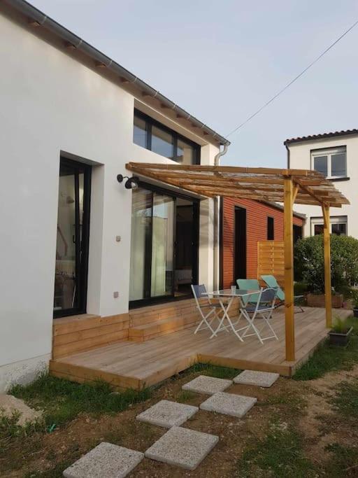 Notre Petite Maison La Rochelle  Zewnętrze zdjęcie